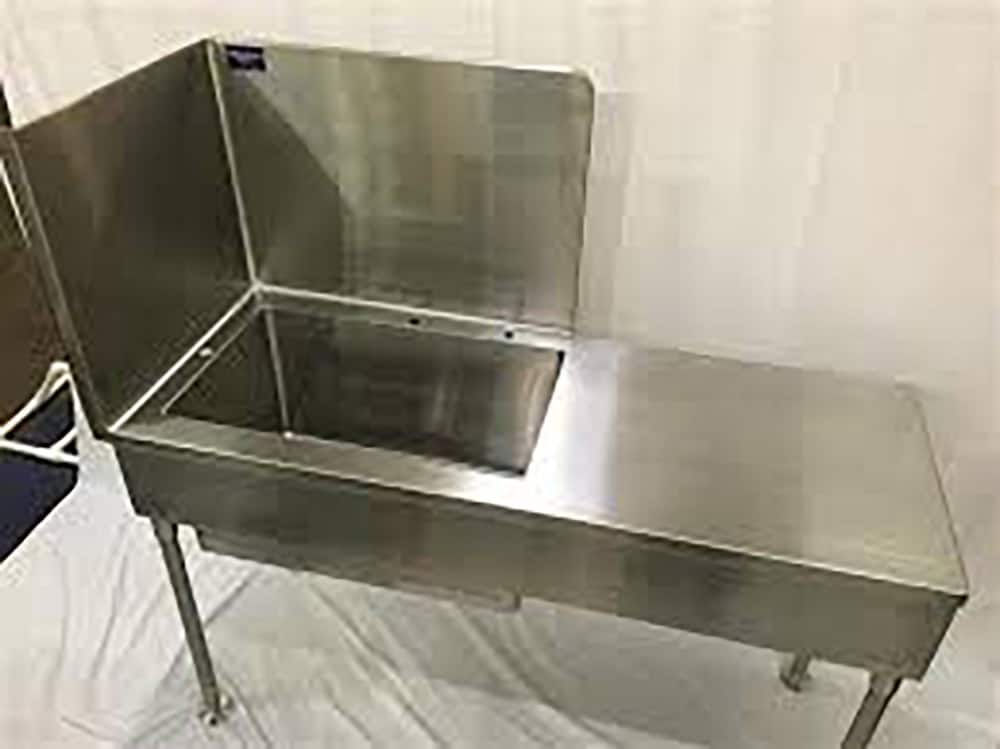 Commercial kitchen stainless steel equipment fabrication for Kenyan hotel